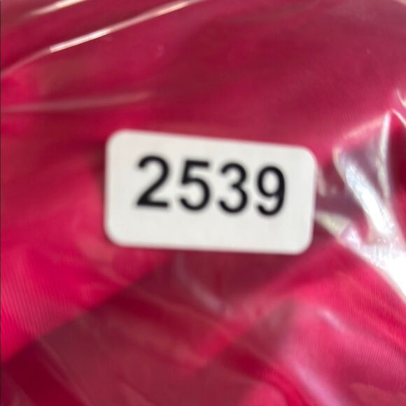 Under‎ Armour Red Performance Capris - Picture 5 of 5